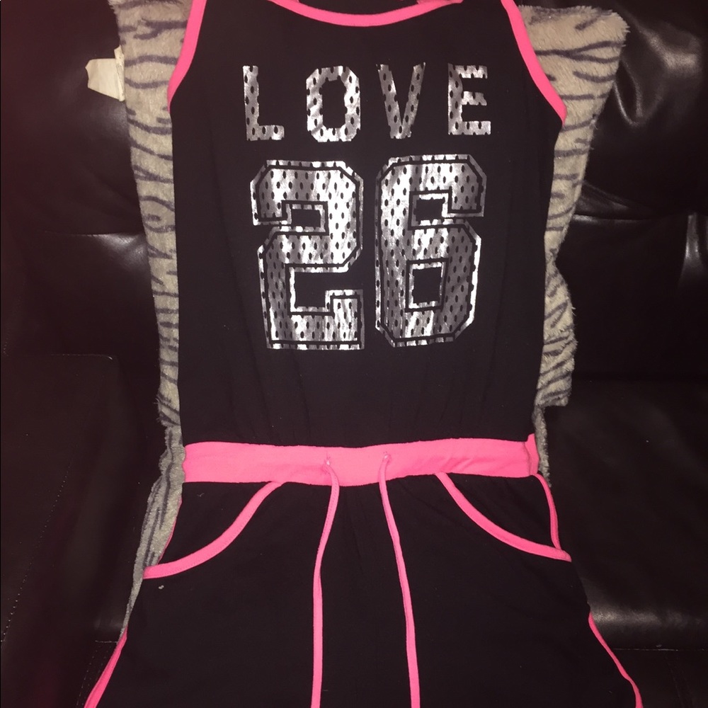 🔥5/$20🔥💕Bobbie Brooks Size S NWOT Romper💕